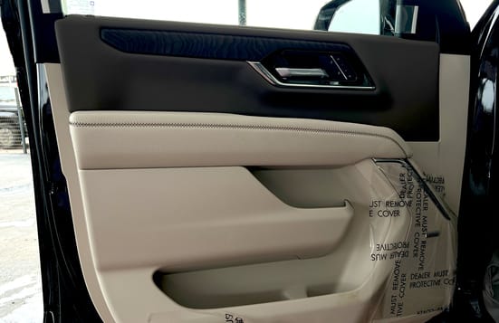 2025 GMC Yukon Denali 2025 VIP with TV