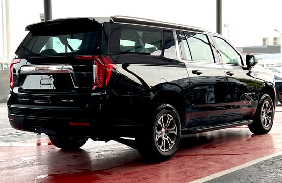 GMC Yukon SLE 2024