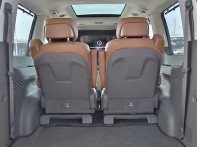 2022 Hyundai Staria VIP 4-seater GCC 2 Years Warranty
