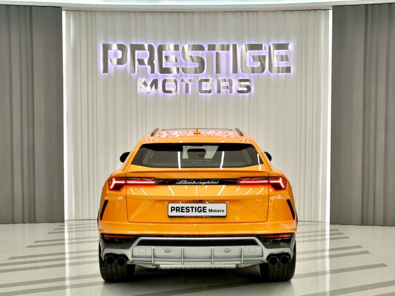 Lamborghini Urus 2021