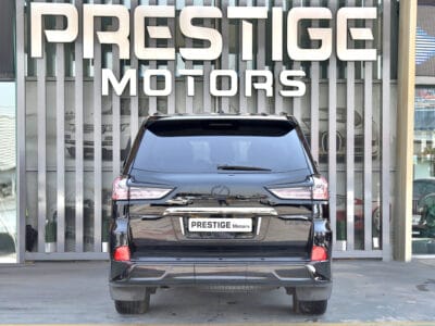 Lexus LX570 2019 Black Edition
