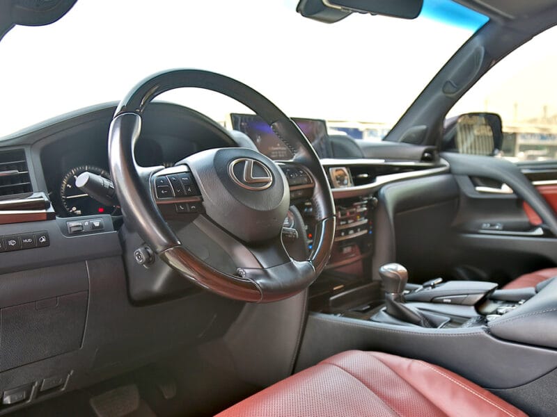 Lexus LX570 2019 Black Edition