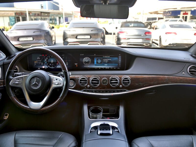 Mercedes-Benz S 560 V8 Japanese 2019