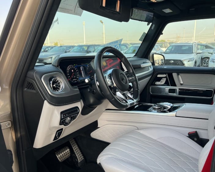 MERCEDES-BENZ G63 2023 FULL OPTION CHASSIS GUARANTEE