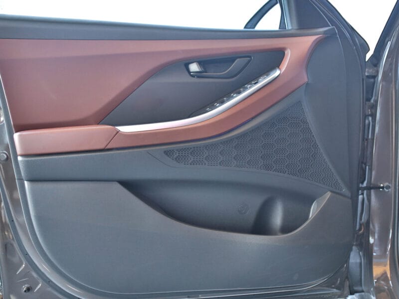 Hyundai Grand Creta GCC 2022 7seats Local Registration +10%