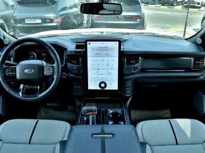 Ford F 150 LIGHTNING Platinum AWD Electric 2023 - Local Registration +10%