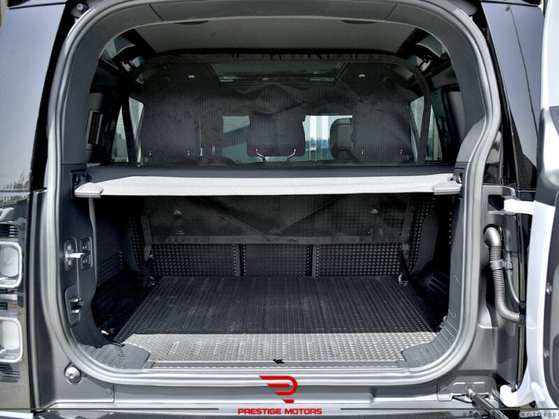 Land Rover Defender URBAN Kit 2022 V8 with Maltik full exhaust system