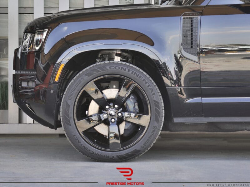 Land Rover Defender X-DYNAMIC 110 SE P400 AWD 2024 Local Registration + 10%
