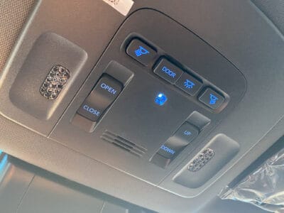 Toyota Avalon Hybrid 2021 Local Registration +10%