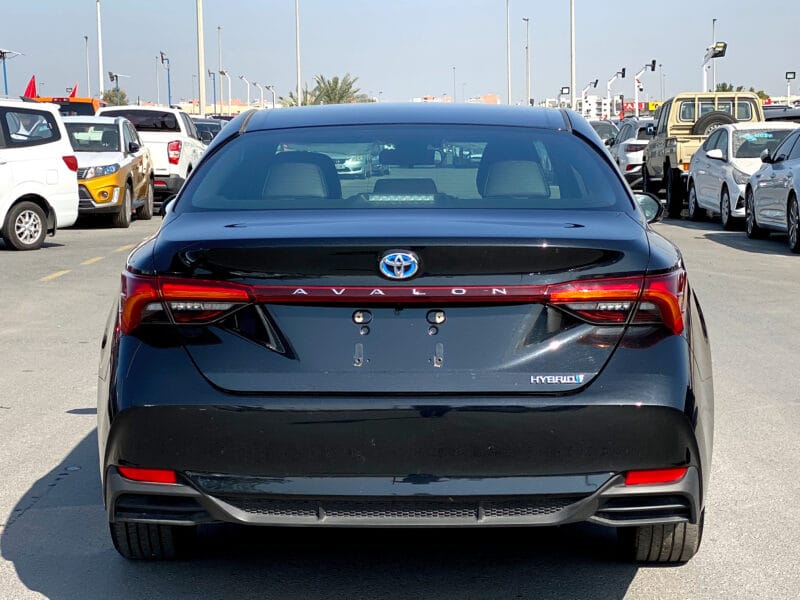 Toyota Avalon Hybrid 2021 Local Registration +10%