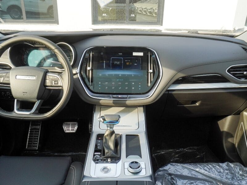 2025 JETOUR X70 Black 1.5L Turbocharged 4-Cylinder