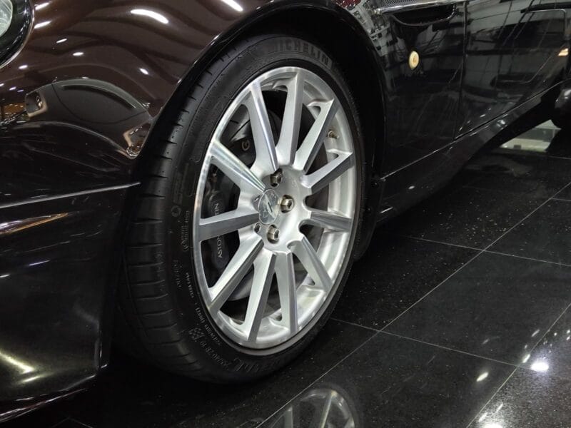 2005 Aston Martin Vanquish S