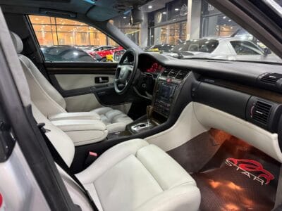 2001 Audi S8