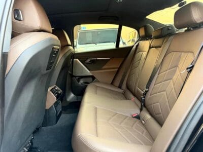 2024 BMW 5-Series 520i