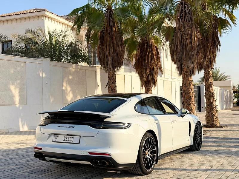 2023 Porsche Panamera GTS