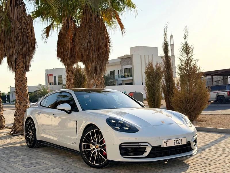 2023 Porsche Panamera GTS