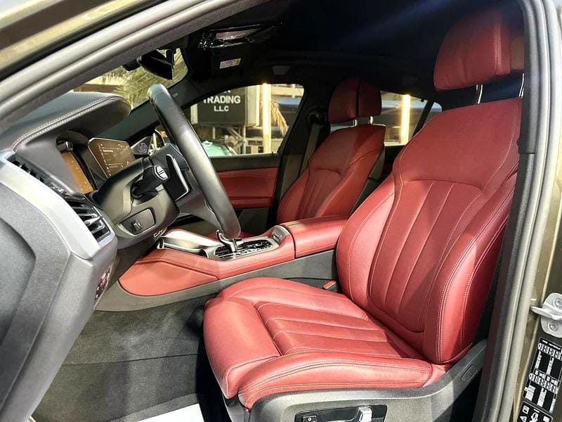 2021 BMW X6 xDrive40i