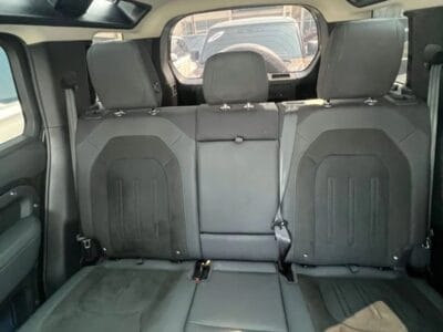 Land Rover Defender 2020 P400 110 SE 3.0L (5-Seater)/V6