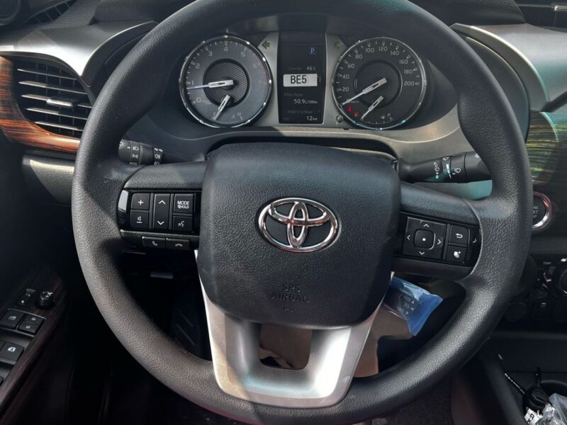 2025 Toyota Hilux DLS 2.7L