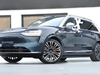 AITO SERES M9 LHD ULTRA 5 SEAT 2025