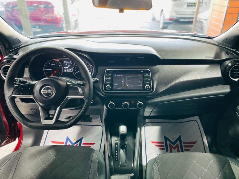 Nissan Kicks Red 2018