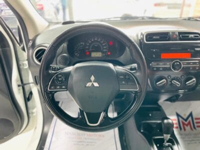 Mitsubishi Attrage White 2022