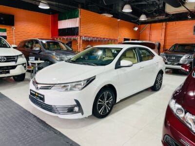 Toyota Corolla White 2017