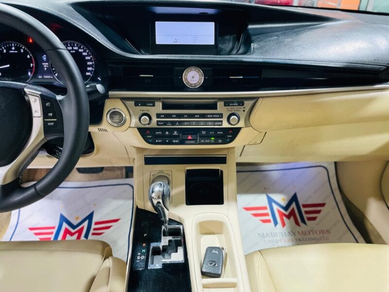 Lexus Es250 Brown 2013