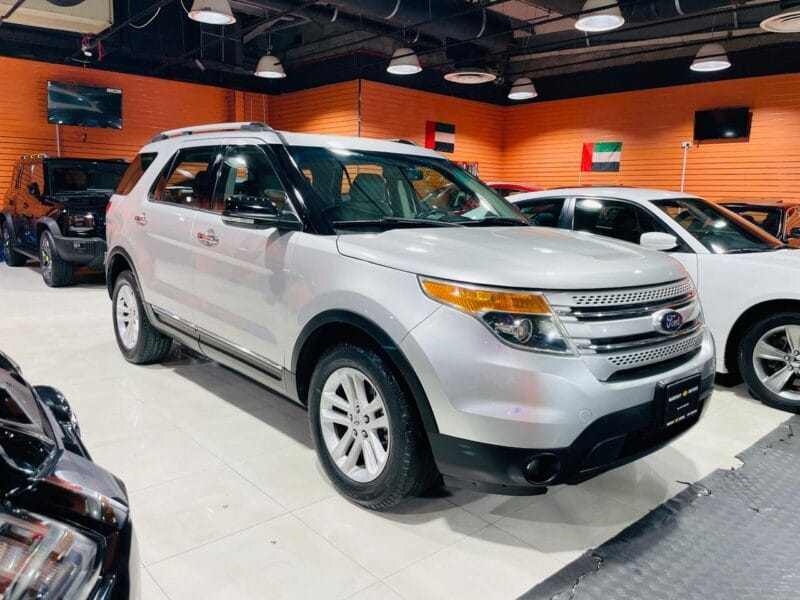 Ford Explorer XLT Silver 2015