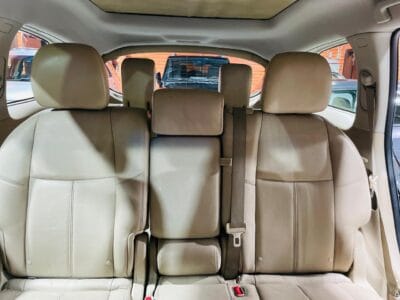 Nissan Pathfinder SV Black 2014