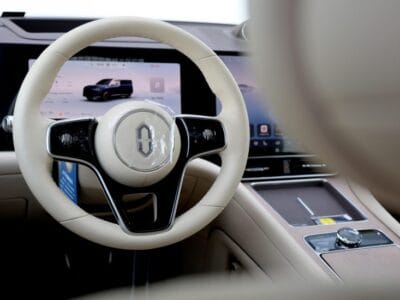 AITO SERES M9 LHD ULTRA 5 SEAT 2025