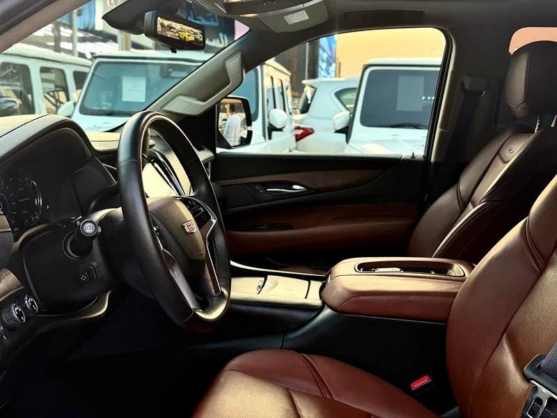 Cadillac Escalade Premium