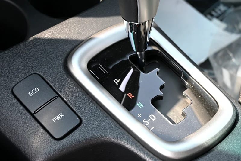 2025 Toyota Hilux SR5