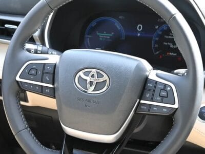 2025 Toyota Highlander Limited