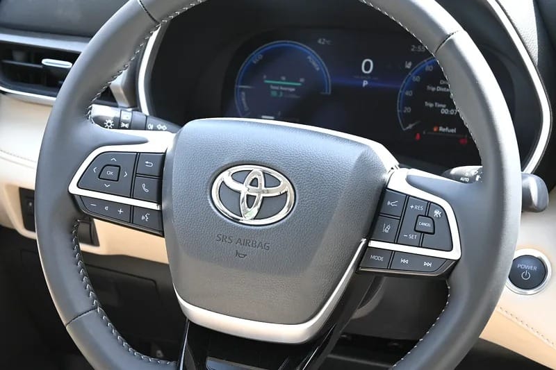 2025 Toyota Highlander Limited