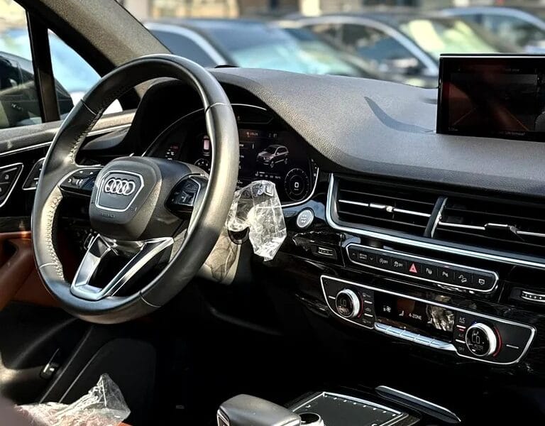 2019 Audi Q7 45 TFSI S-Line Quattro