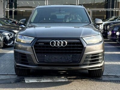 2019 Audi Q7 45 TFSI S-Line Quattro