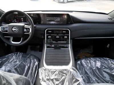 2025 Nissan Patrol LE T2