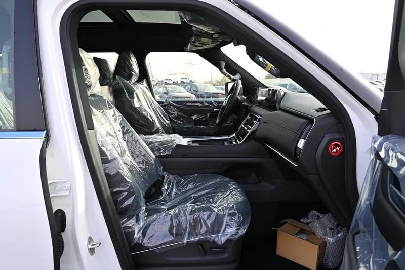 2025 Nissan Patrol LE T2