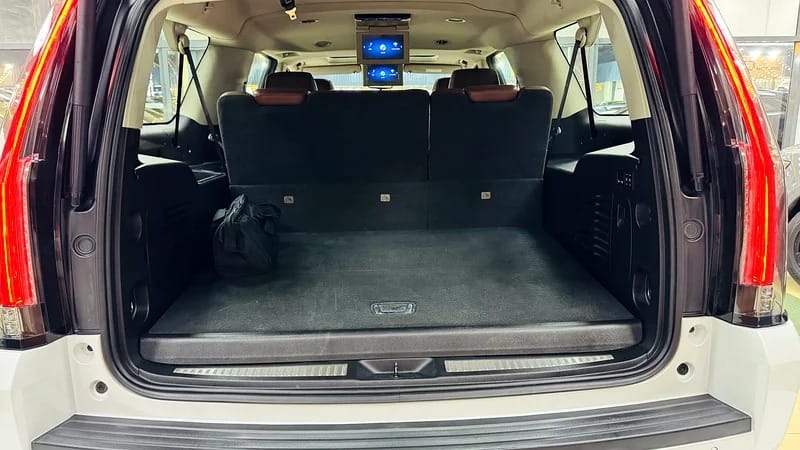 2020 Cadillac Escalade Luxury