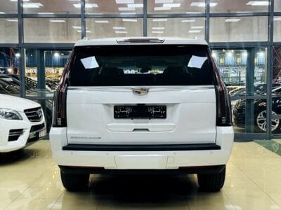 2020 Cadillac Escalade Luxury