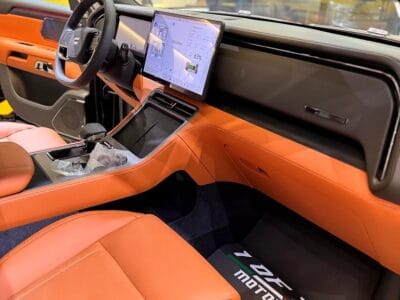 2025 Rox 01 Other White