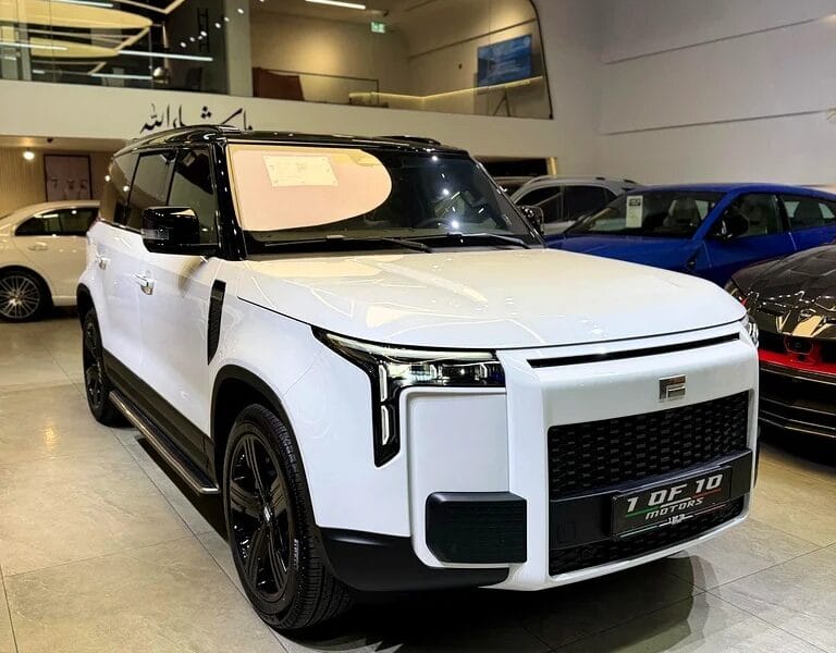 2025 Rox 01 Other White