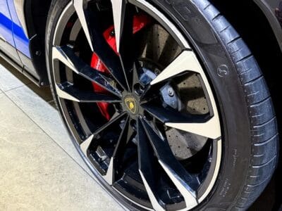 2020 Lamborghini Urus Standard