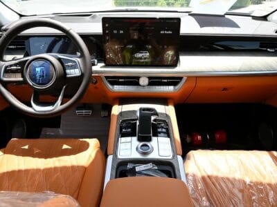 2025 GWM Tank 500 PRESTIGE