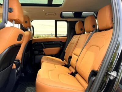 2020 Land Rover Defender 110 SE