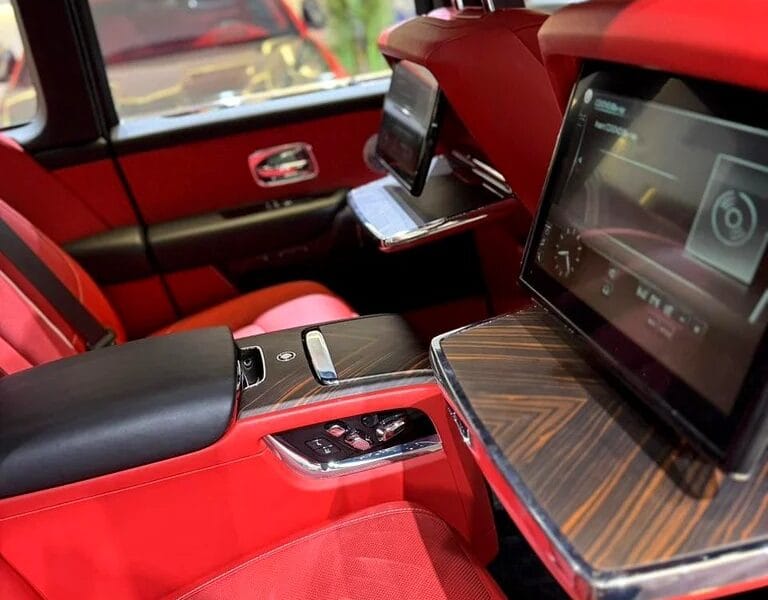 2020 Rolls-Royce Cullinan for sale in Dubai