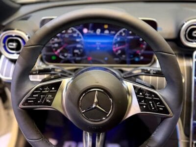 2025 Mercedes-Benz C-Class C200