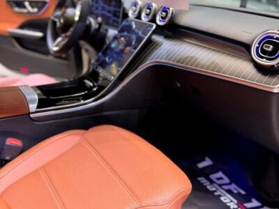 2025 Mercedes-Benz C-Class C200