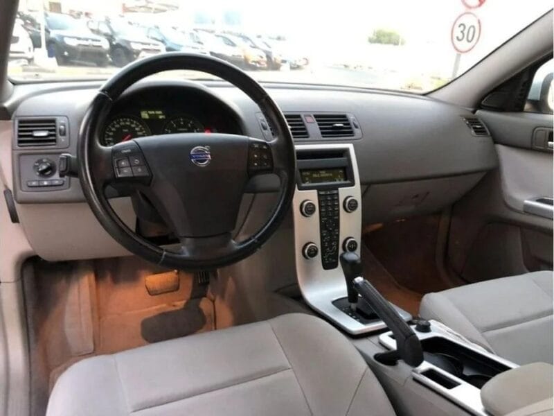 Volvo S40 VOLVO S40 2012 GCC PERFECT CONDITION